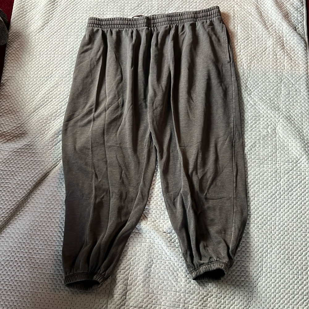 Grey cotton sweats